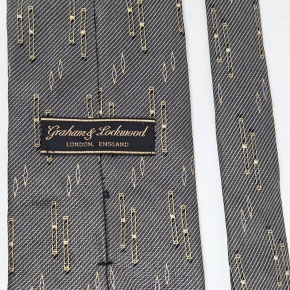 GRAHAM & LOCKWOOD LONDON ENGLAND SILK TIE TAN BLACK GEOMETRIC SATIN 4" X 59" - Picture 3 of 4